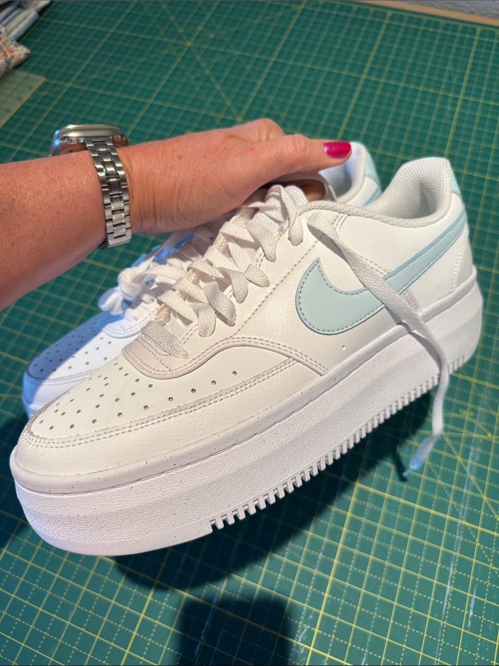 Nike White Low-Top Sneakers with Light Blue Swoosh. NEW - Picture 4 of 6